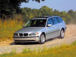 BMW 325Xi Touring 2001 года